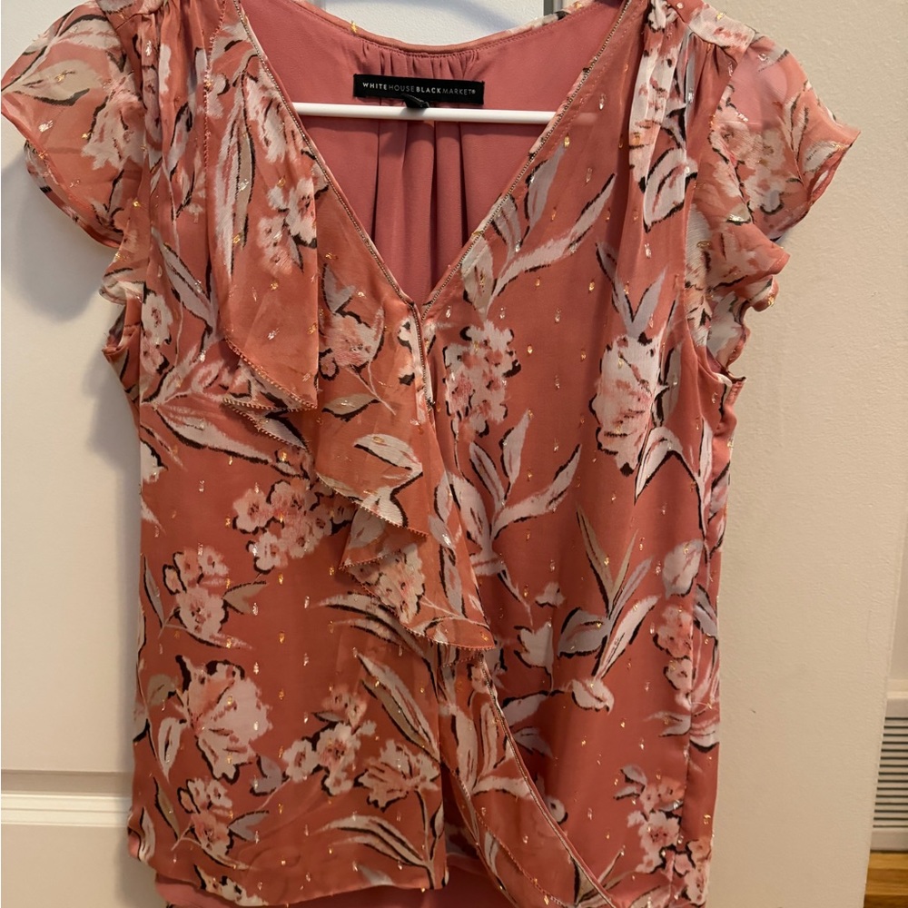 White House Black Market Blouse Pink Floral Flutter Sleeve Size 0 NWOT